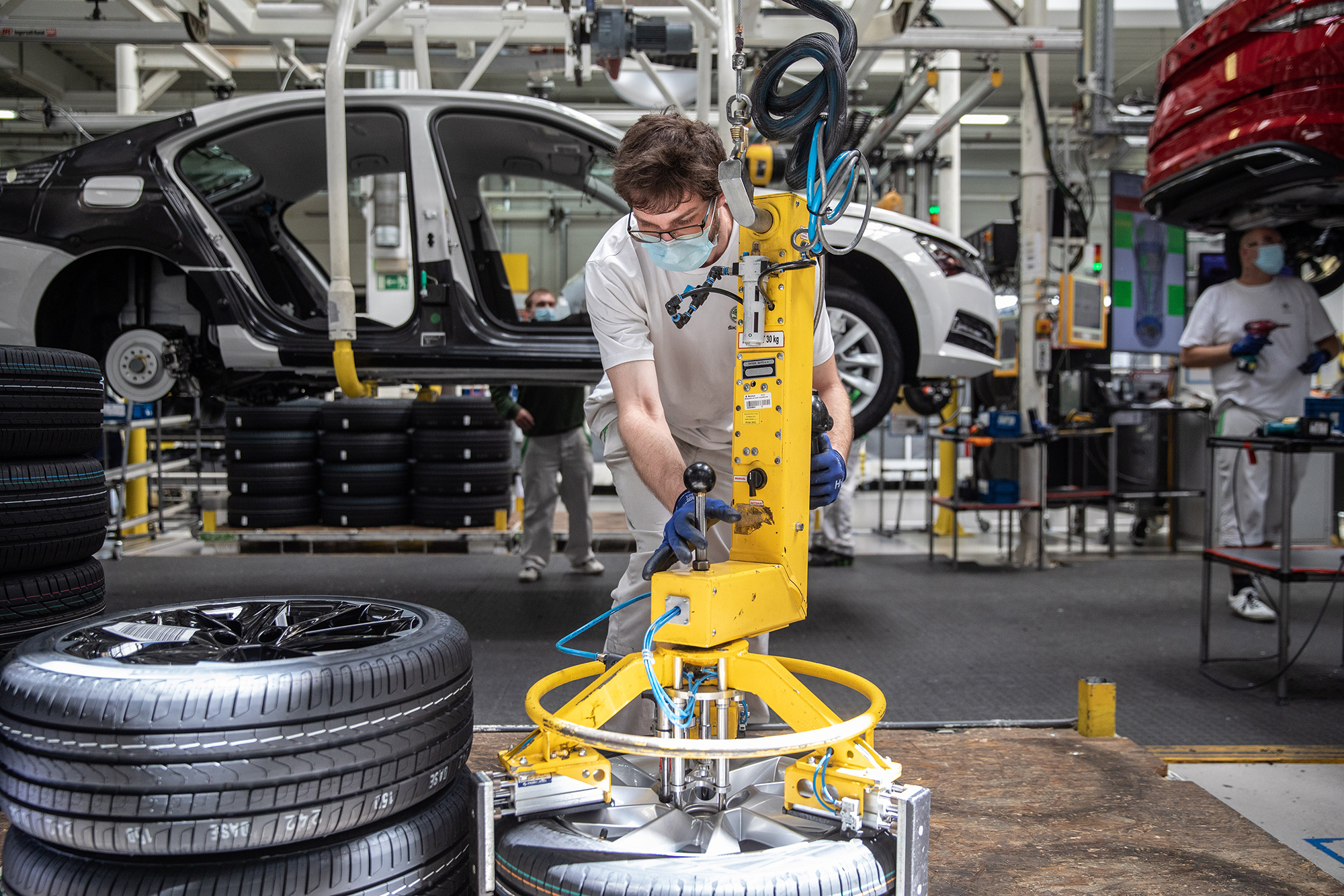 Зарплати від 50 тисяч і бажано в IT. Чому молодь не знаходить роботу, а бізнес – працівників